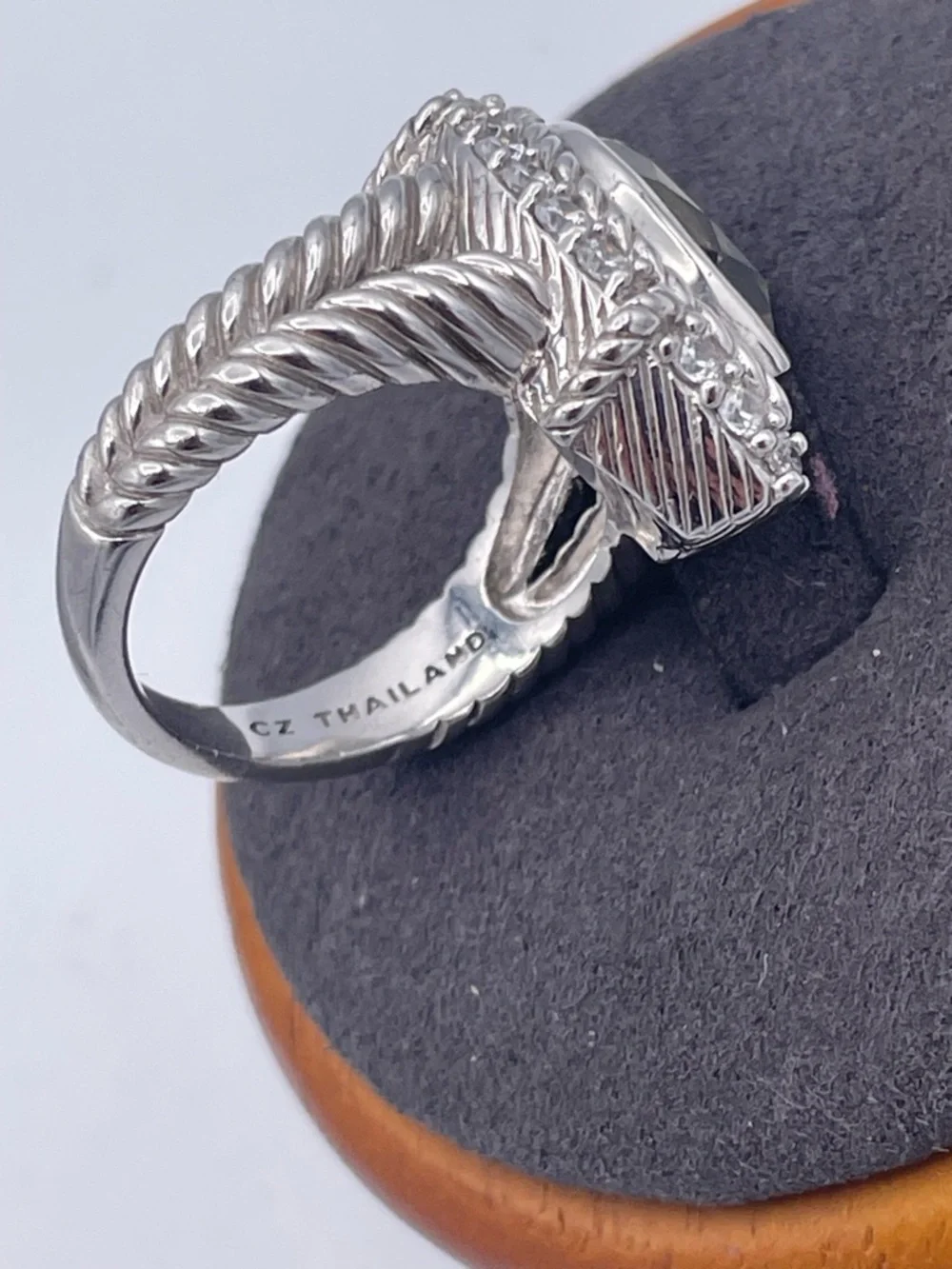 Judith Ripka bold sophisticated